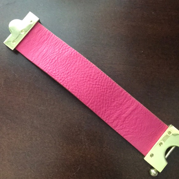 Bracelet - Picture 1 of 2